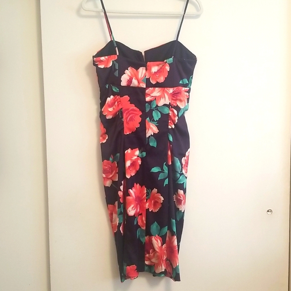 Tahari Arthur S. Levine Rosr Dress - Picture 2 of 7